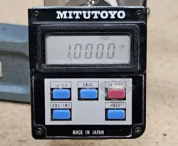 DIGITAL BENCH MICROMETER
