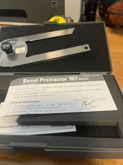 MITUTOYO UNIVERSAL BEVEL PROTRACTOR 187-201 MADE IN JAPAN