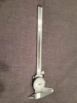 MITUTOYO 505-644-50 M.N. 84 DIAL CALIPERS WITH CASE