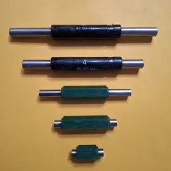 MITUTOYO 1-5 INCH MICROMETER STANDARD SET  USED IN FINE CONDITION