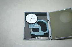 DIAL THICKNESS GAGE MITUTOYO 7326 WITH CASE