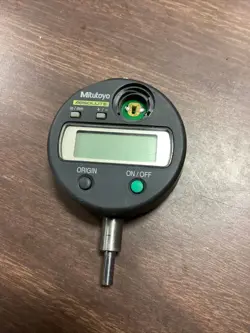 8837 MITUTOYO ABSOLUTE DIGITAL INDICATOR GAUGE 543-683B ID-S1012EB