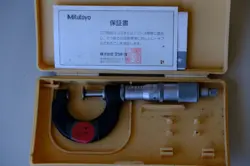 MITUTOYO MICROMETER WITH