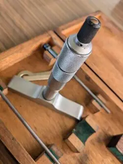 MICROMETER 0-75MM