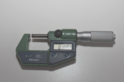 MITUTOYO DIGITAL MICROMETER, 293-768-30, 0-1
