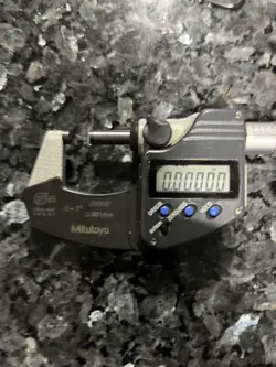 MICROMETER 293-330