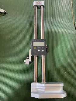 MITUTOYO DIGIMATIC HEIGHT GAUGE