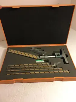 CLEAN VINTAGE MACHINIST MITUTOYO 229-132 DMC4  6