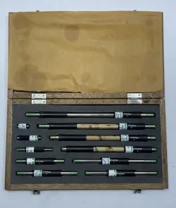 MITUTOYO 167-913 MICROMETER STANDARD 11 PIECE SET, 1-11 W/ WOOD CASE
