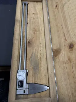 MITUTOYO CALIPER 24