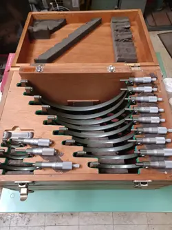MITUTOYO 0 - 12