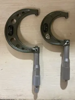 MITUTOYO MICROMETER 1-2 2-3