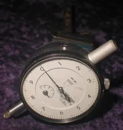 MITUTOYO 2804-10 SIX JEWELS DIAL INDICATOR JAPAN & FOWLER MEDIUM MAG 52-585-030