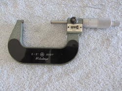 MITUTOYO DIGIT COUNTER MICROMETER 2