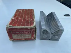 MITUTOYO 181-142 UNIVERSAL V BLOCK IN ORIGINAL BOX GOOD CONDITION USA