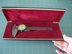 MITUTOYO .001 VERNIER CALIPERS, STAINLESS STEEL - INSIDE / OUSIDE DIA JAPAN