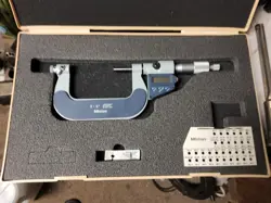 MITUTOYO 2-3 DIGITAL SCREW THREAD PITCH MICROMETER 326-713