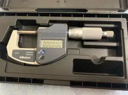 MITUTOYO DIGITAL MICROMETER 0-1