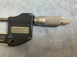 293-831 DIGITAL MICROMETER