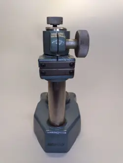 MACHINIST CNC
