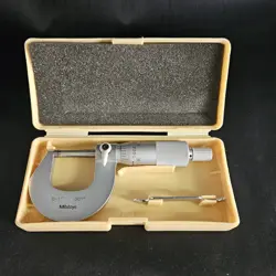 MITUTOYO 0-1 MICROMETER WITH CASE & WRENCH