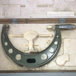 LOCK/RATCHET