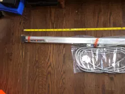 700