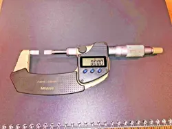 MITUTOYO DIGITAL BLADE MICROMETER 0-25MM 0.001MM NO. 422-230-30