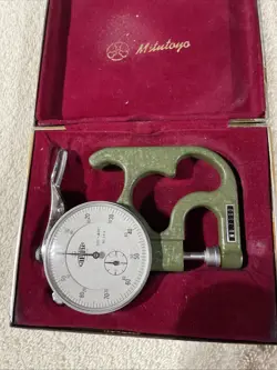 MITUTOYO THICKNESS GAGE NO. 7300