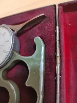 MITUTOYO THICKNESS GAGE NO. 7300