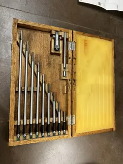 MITUTOYO MECHANICAL I SIDE MICROMETER: 2 TO 12 RANGE
