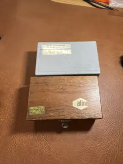 AND MITUTOYO DIAL