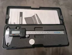 SNAP-ON BLUE POINT DIGITAL PRECISION CALIPER BLACK WITH HARD CASE AND MANUAL NEW