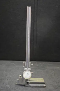 MITUTOYO 10" HEIGHT GAUGE
