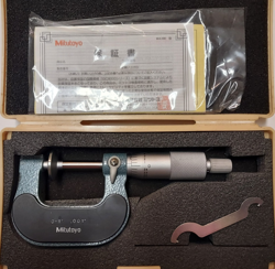 476 MITUTOYO 123-125 DISC MICROMETER RES .001   0-1