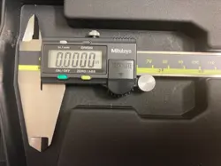 MITUTOYO 500-197-30 DIGITAL CALIPER 0-8