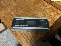 MITUTOYO DIGITAL PROTRACTOR PRO 360.