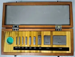 MITUTOYO GAGE BLOCK SET -  NO. 516-930-22