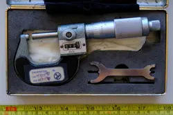 MITUTOYO MICROMETER AND CASE - USED FROM ESTATE OF MECHANIC