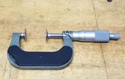 MITUTOYO 25-50MM METRIC DISC MICROMETER .01MM RATCHET STOP