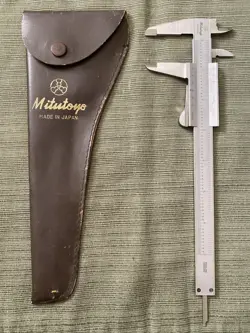 VINTAGE MITUTOYO 7INCH VERNIER CALIPER WITH CASE PRECISION MEASURING TOOL