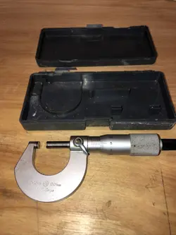 MITUTOYO CALIPER METRIC 0-25MM 101-229 M210-25 MADE IN JAPAN