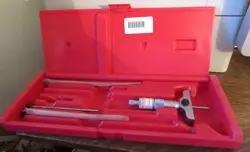 MITUTOYO 4 DEPTH MICROMETER .001 2.5 BASE 129-127