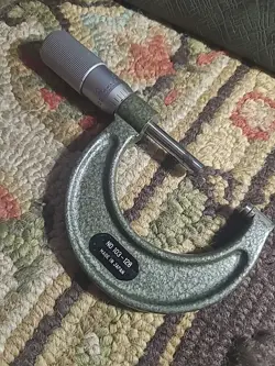 MITUTOYO MICROMETER 1-2