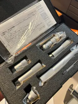MITUTOYO INSIDE MICROMETER MODEL NO. 137-217 2-12? RANGE. NEW