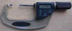 MITUTOYO 422-412 DIGIMATIC BLADE MICROMETER NON-ROTATING SPINDLE, 25-55MM