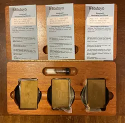 MITUTOYO ROCKWELL HARDNESS TEST BLOCK SET WITH WOOD BOX HR30T SCALE
