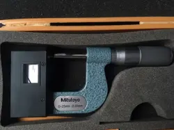 ???? MITUTOYO LOW FORCE MICROMETER 0-25MM. MODEL 227-101 CARBIDE FACES