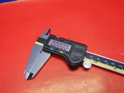 MITUTOYO 8