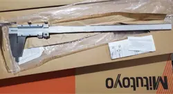 NEW MITUTOYO STAINLESS STEEL VERNIER CALIPER INCH 0-18 0.001